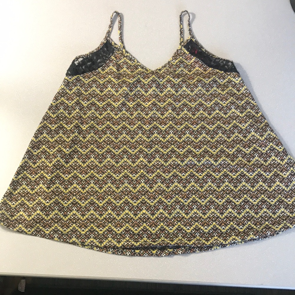 Xhilaration tank top small lace super cute